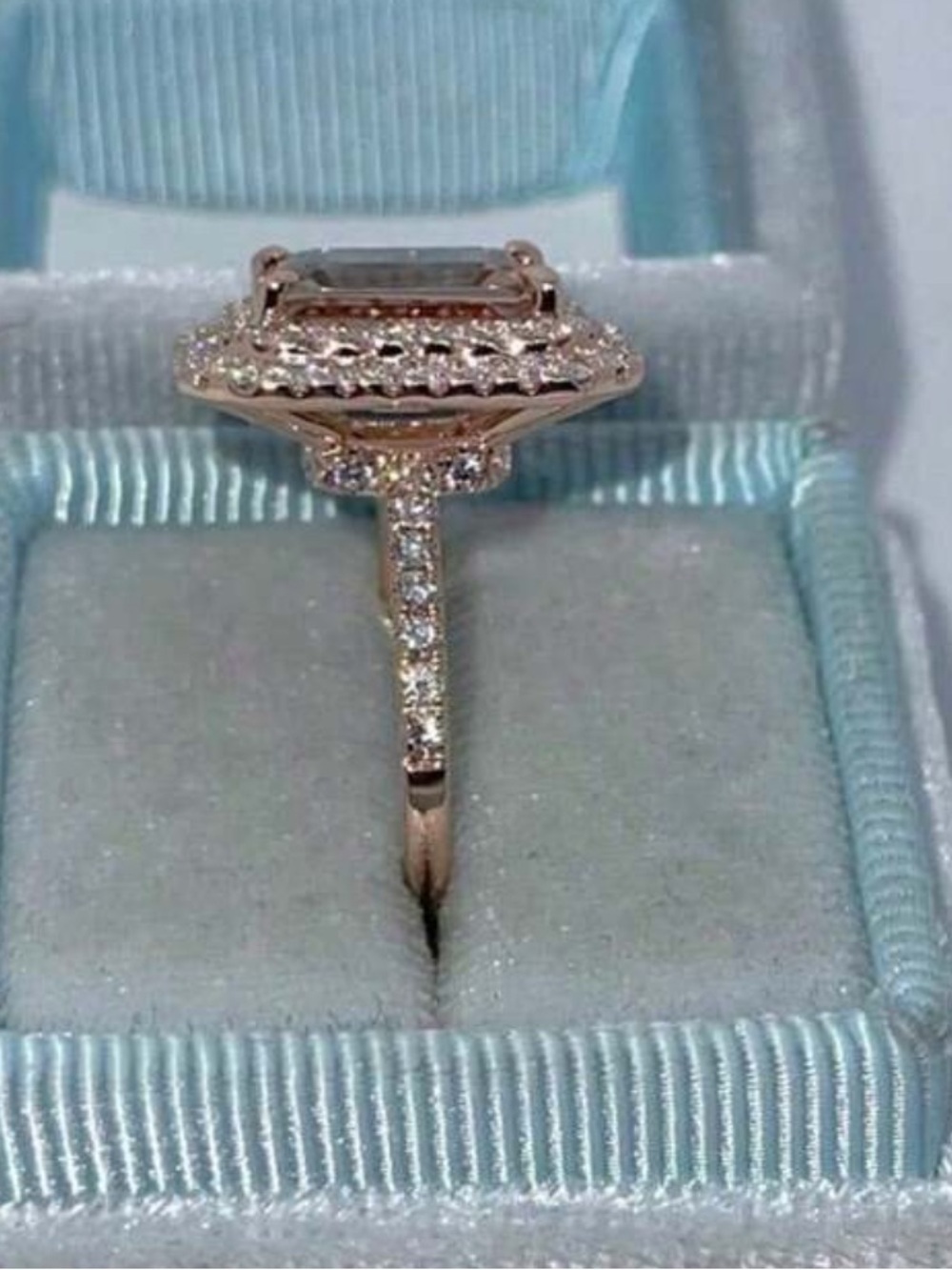 Rose gold ring - Picture 3 of 4